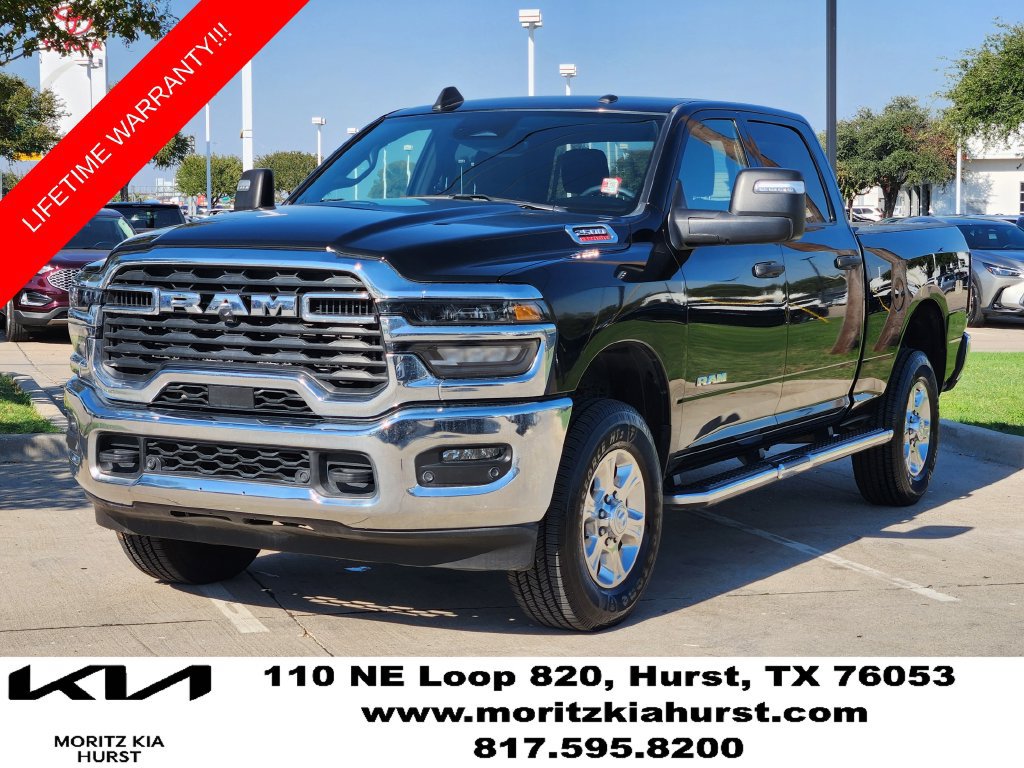 Used 2025 RAM 2500 Big Horn AWD/4WD image 2