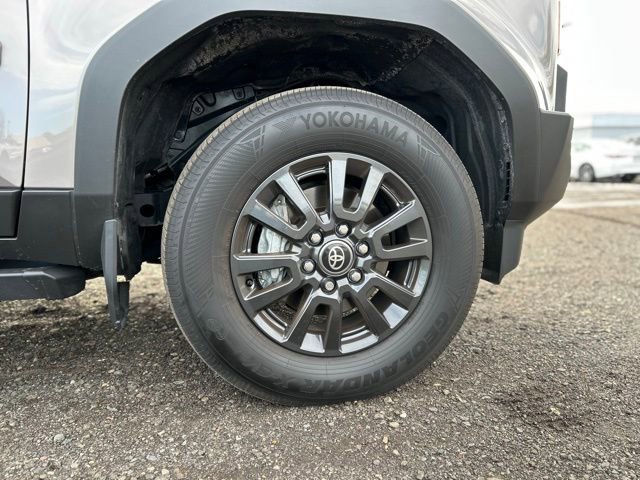Used 2025 Toyota Land Cruiser image 9