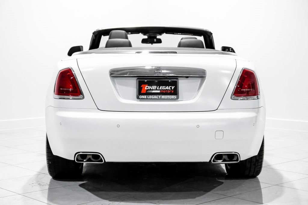Used 2018 Rolls-Royce Dawn image 9