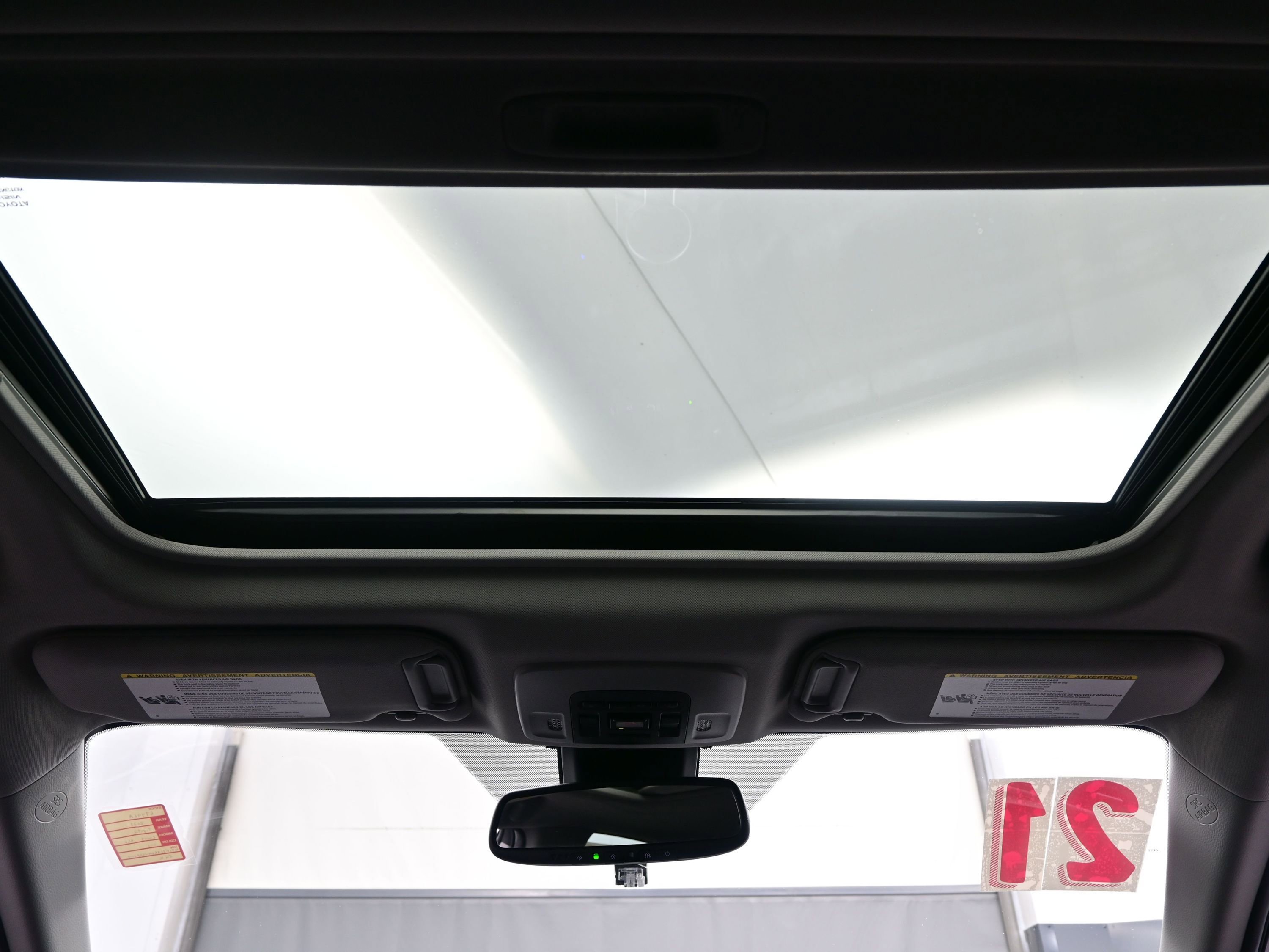 Used 2021 Toyota Camry XLE w/ Navigation Upgrade Package FWD image 18