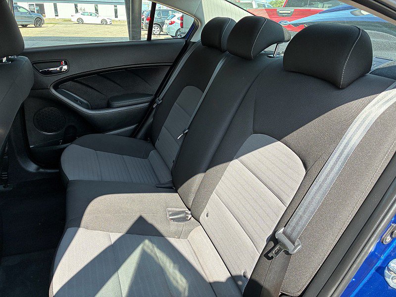 Used 2018 Kia Forte S FWD image 18