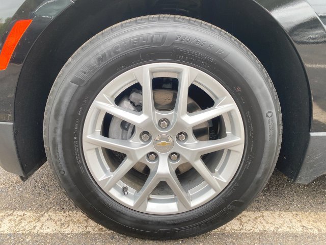 Used 2024 Chevrolet Equinox LS FWD image 31