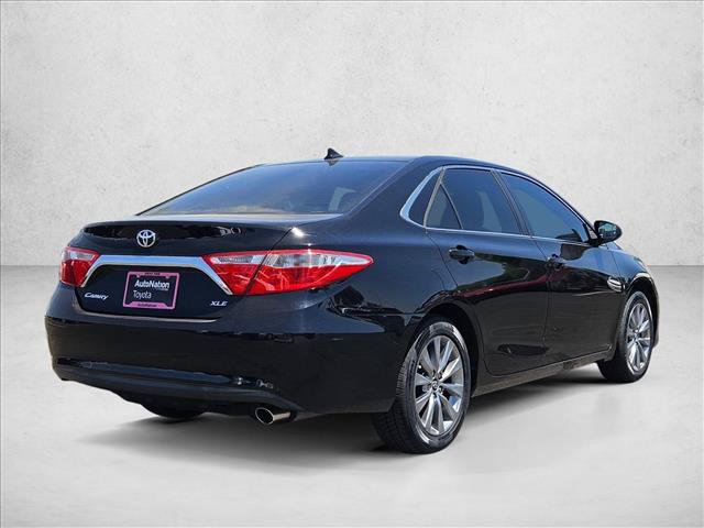 Used 2017 Toyota Camry XLE w/ Moonroof Package FWD image 5