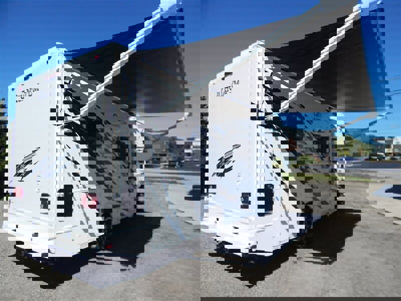 Used 2022 Ford E-450 and Econoline 450 Super Duty w/ Motorhome Prep Package image 44