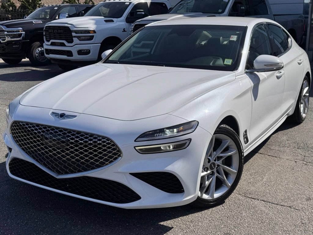 Used 2022 Genesis G70 2.0T AWD/4WD image 3