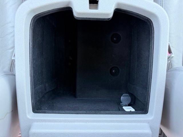 Used 2012 GMC Yukon 4WD Hybrid image 29
