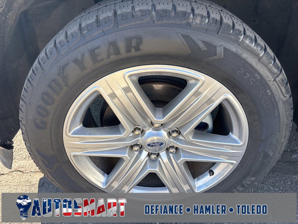 Used 2019 Ford Expedition XLT w/ Equipment Group 202A image 9