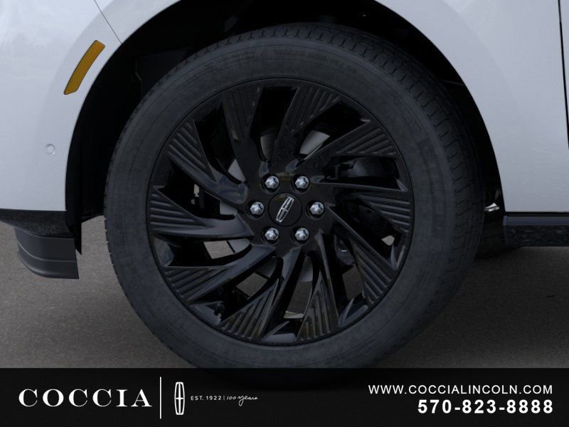 New 2026 Lincoln Navigator L Reserve w/ Jet Appearance Package AWD/4WD image 19