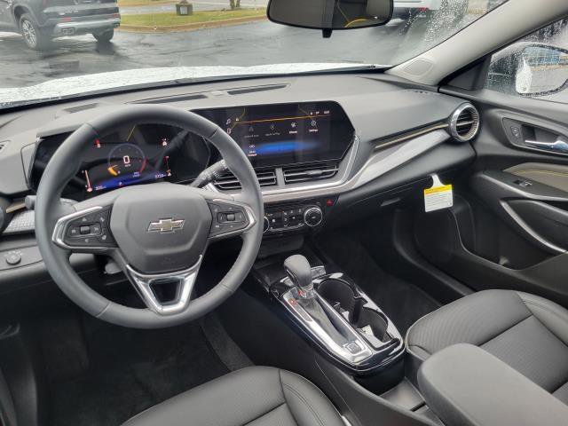 Used 2024 Chevrolet Trax ACTIV w/ Sunroof Package image 24