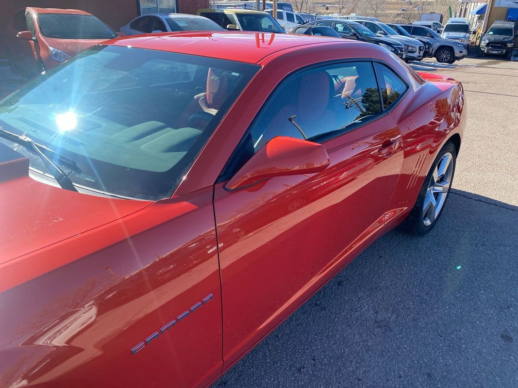 Used 2010 Chevrolet Camaro SS w/ RS Package RWD image 8