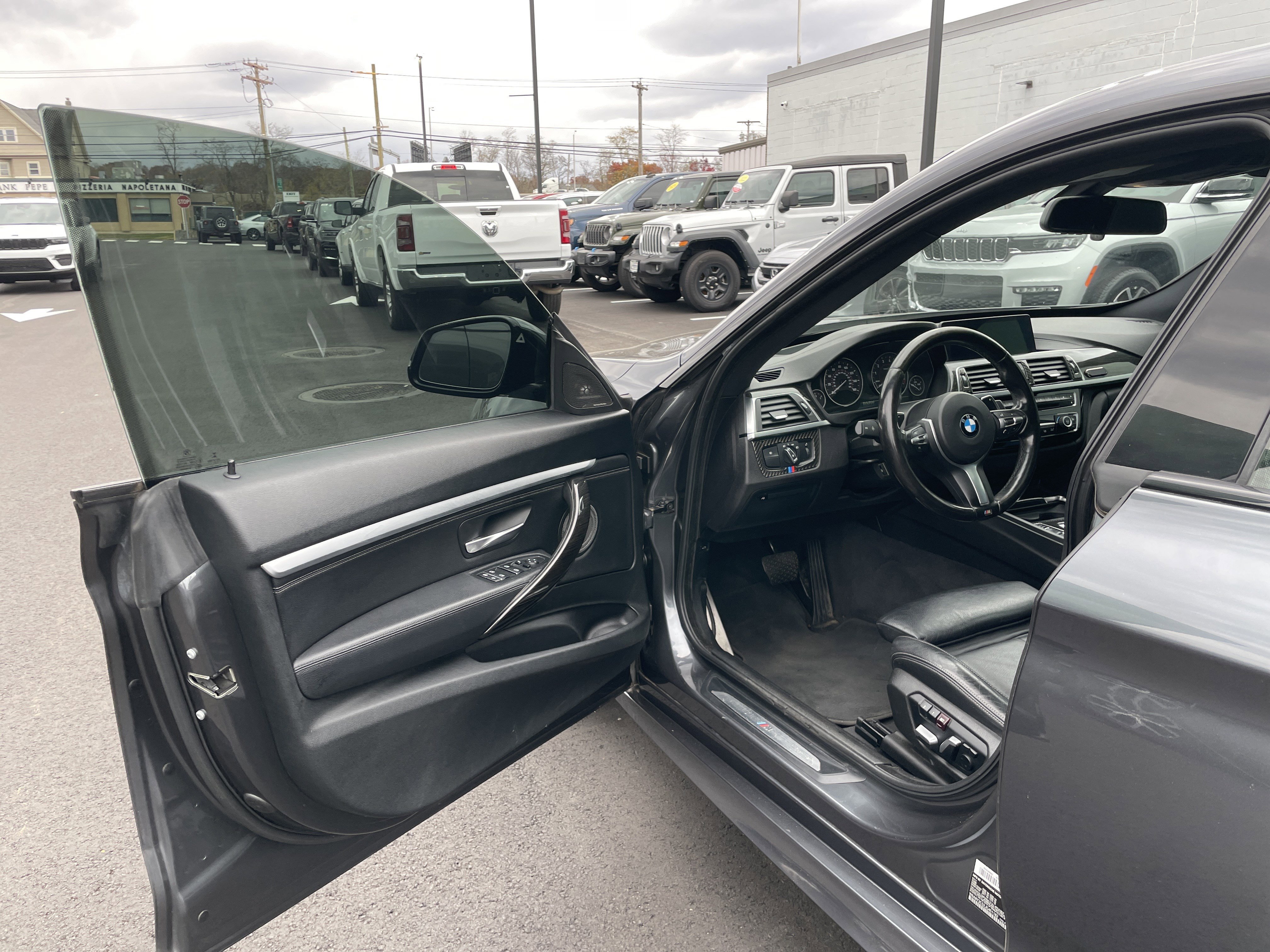 Used 2018 BMW 340i Gran Turismo xDrive image 32