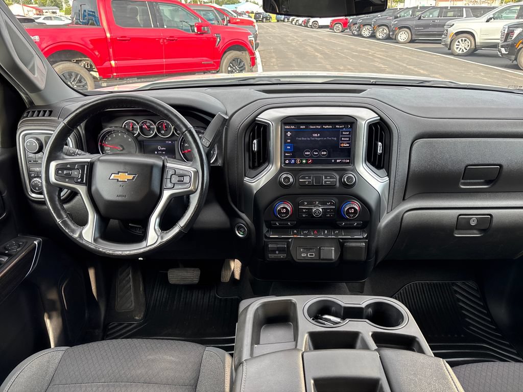 Certified 2019 Chevrolet Silverado 1500 LT w/ All-Star Edition AWD/4WD image 11
