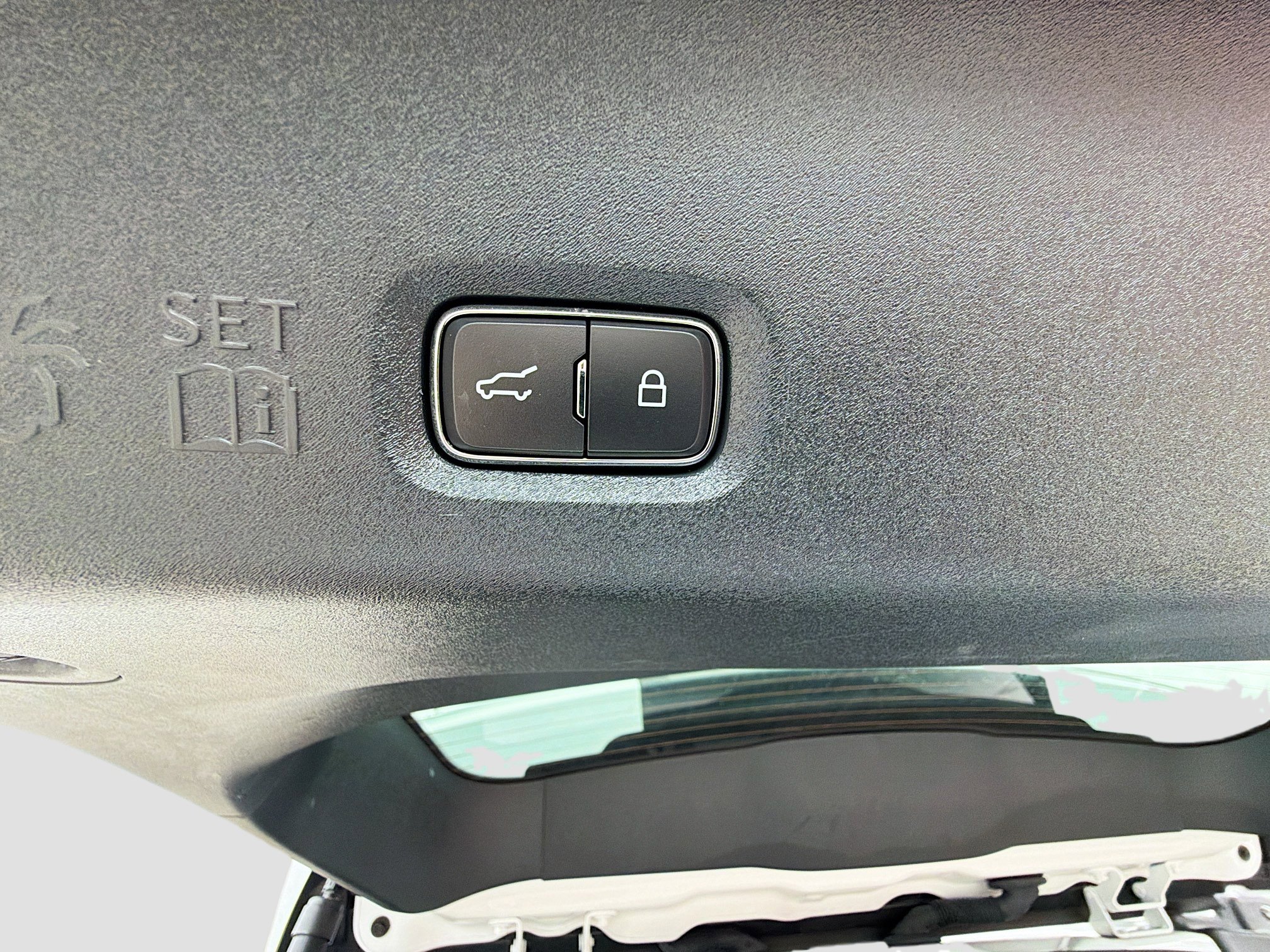 Used 2025 Ford Expedition Active image 49