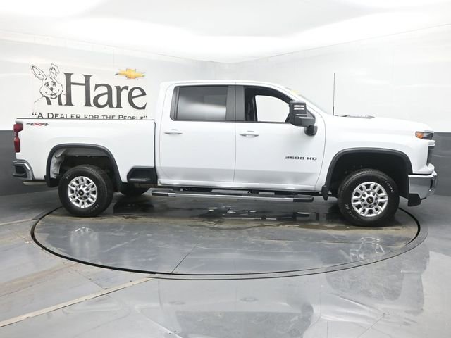 Used 2025 Chevrolet Silverado 2500 LT w/ Convenience Package image 48