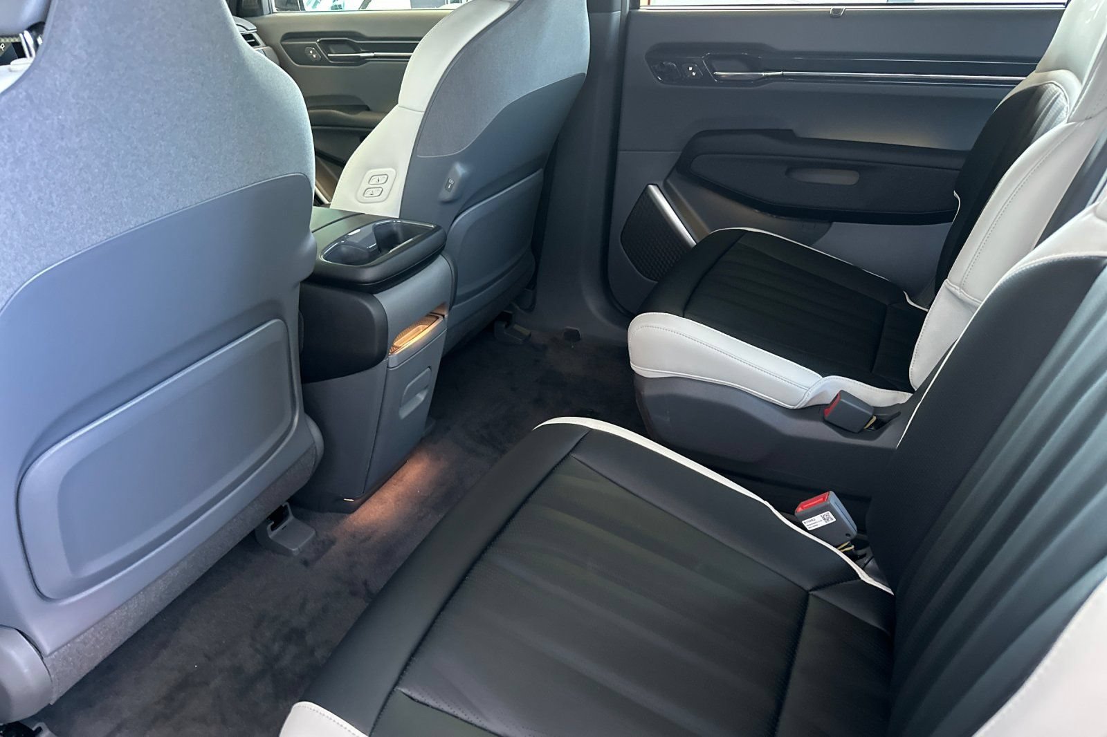 New 2026 Kia EV9 GT-Line AWD/4WD image 12