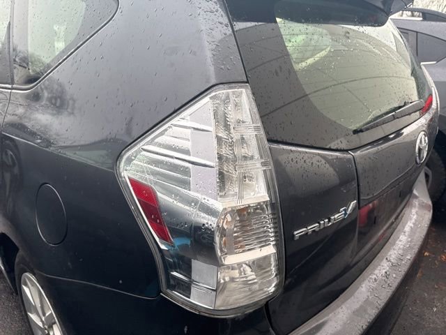 Used 2013 Toyota Prius V Two image 8