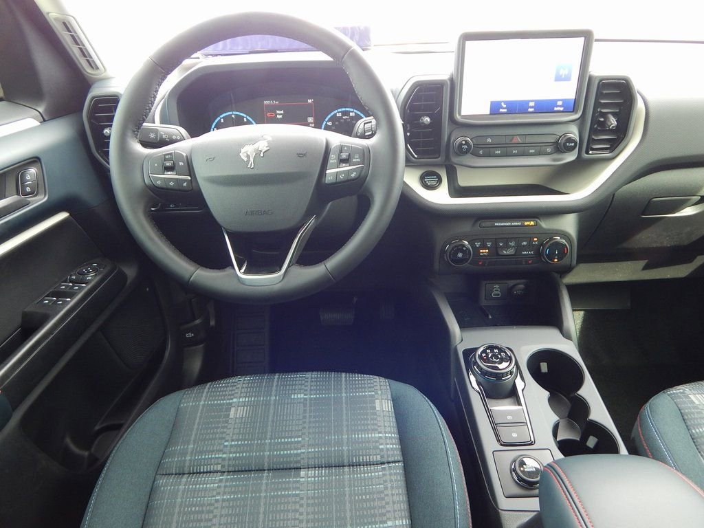 New 2024 Ford Bronco Sport Heritage w/ Heritage Convenience Package image 16