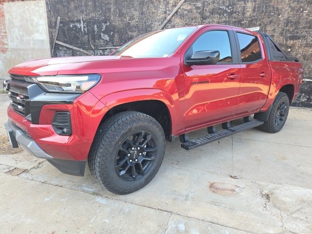 New 2025 Chevrolet Colorado Z71 w/ Midnight Edition