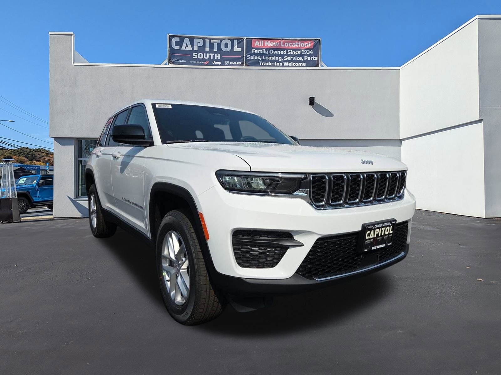 New 2025 Jeep Grand Cherokee Laredo X w/ Luxury Tech Group I image 1