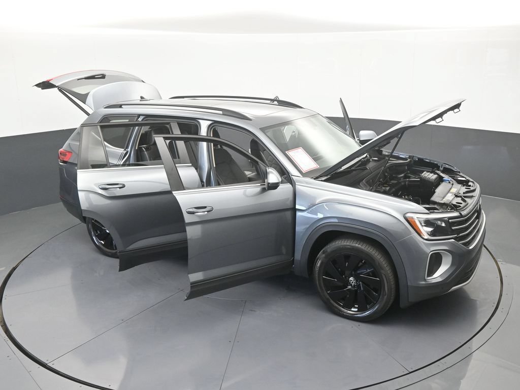 Used 2024 Volkswagen Atlas SE w/ Panoramic Sunroof Package FWD image 71