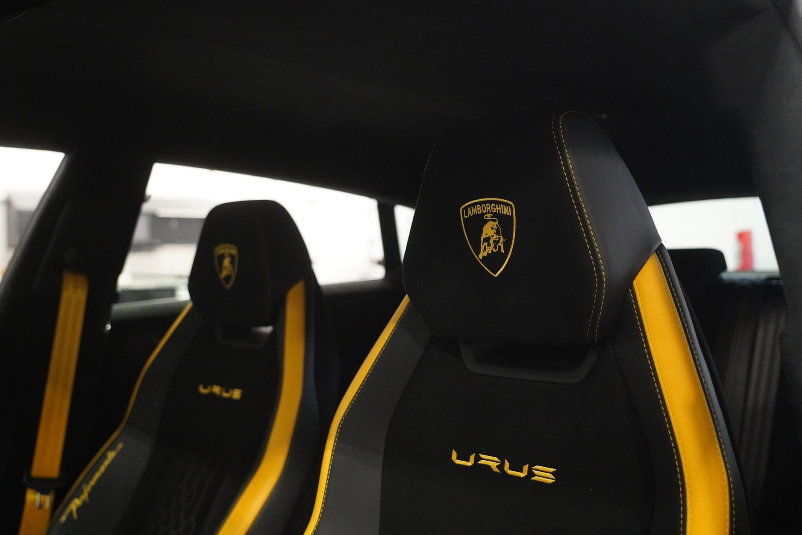 Used 2024 Lamborghini Urus Performante image 13