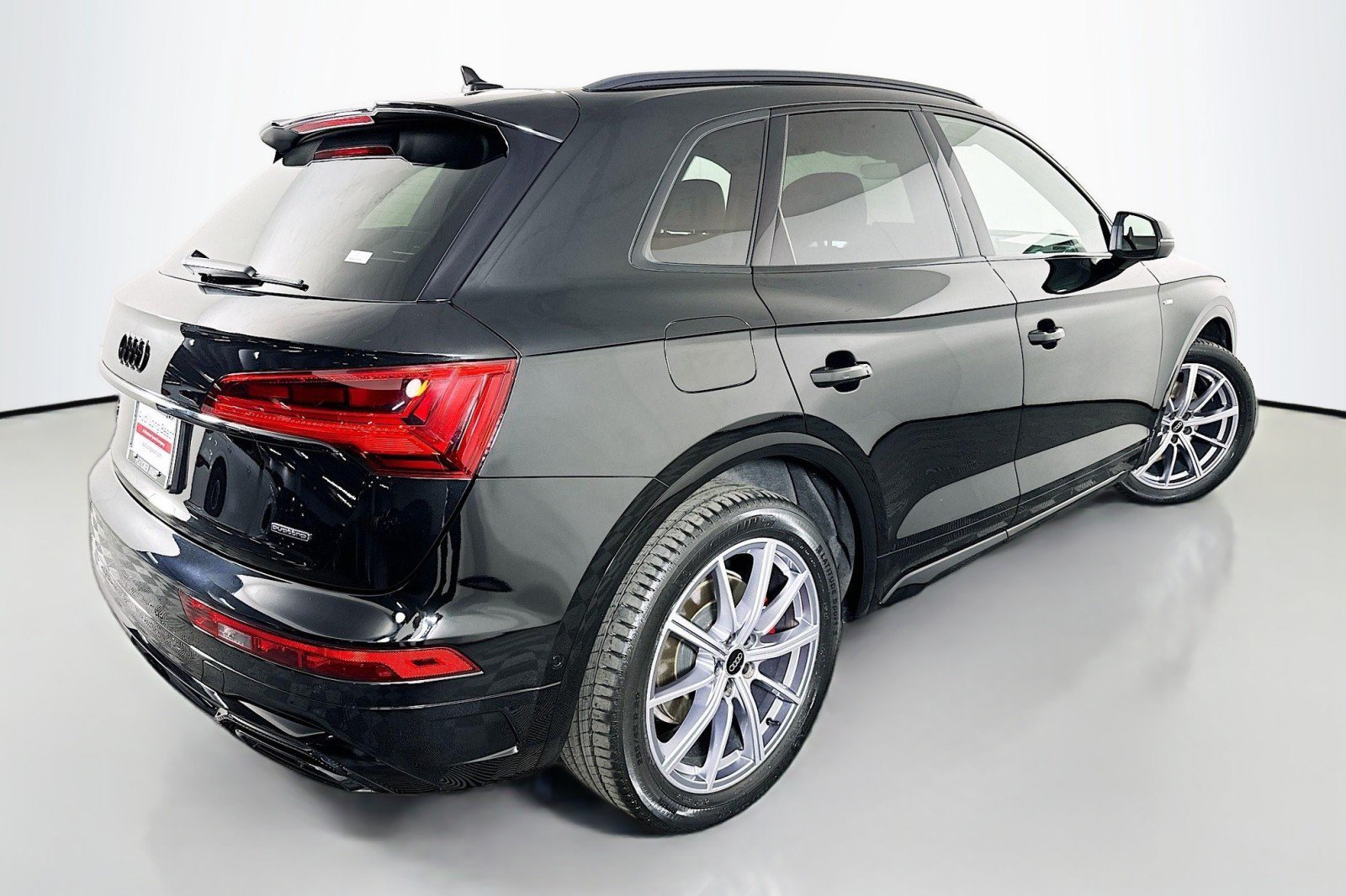 Used 2024 Audi Q5 e Prestige w/ Prestige Package AWD/4WD image 14