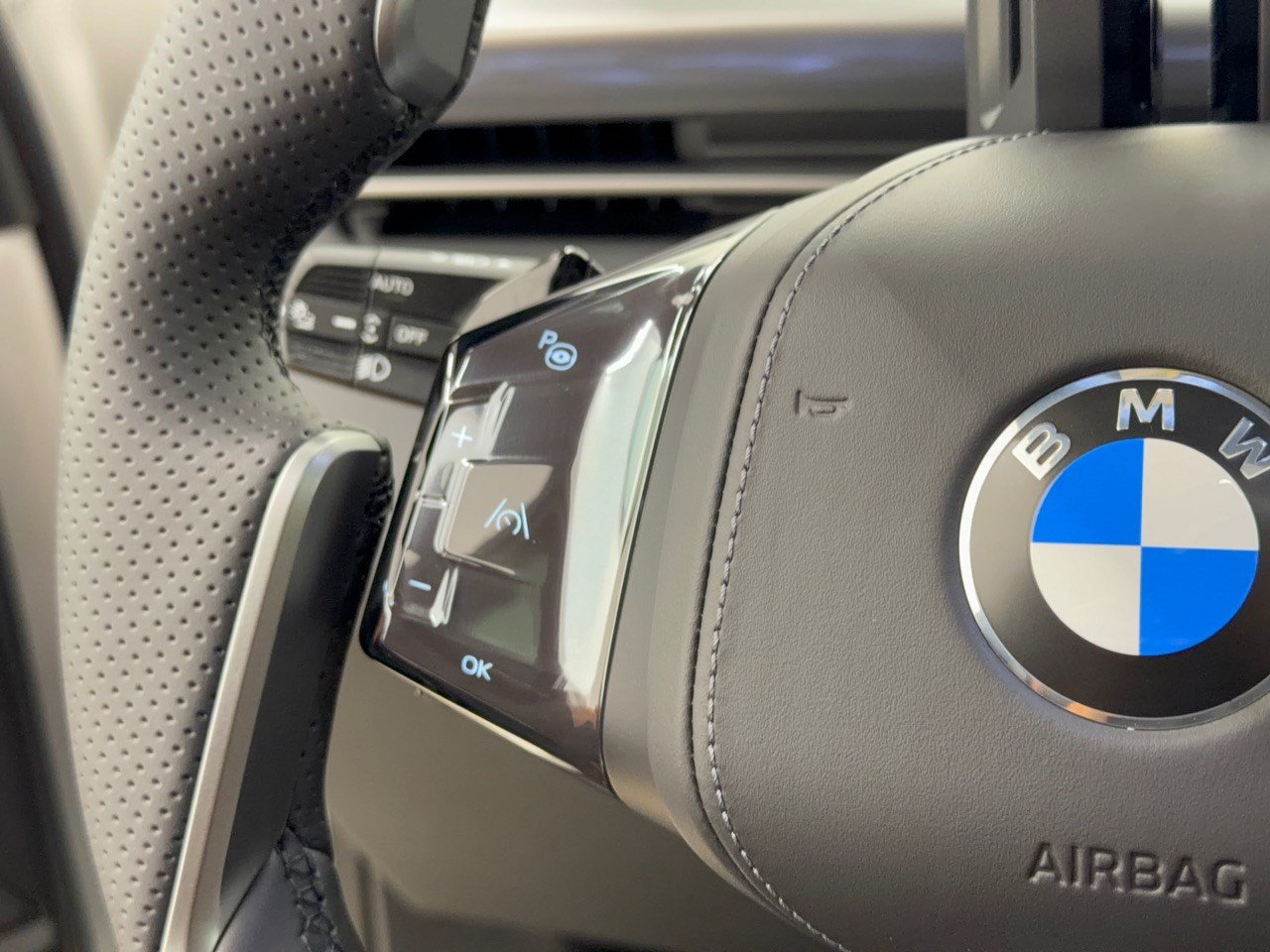 New 2027 BMW X5 xDrive40i w/ Luxury Package AWD/4WD image 18