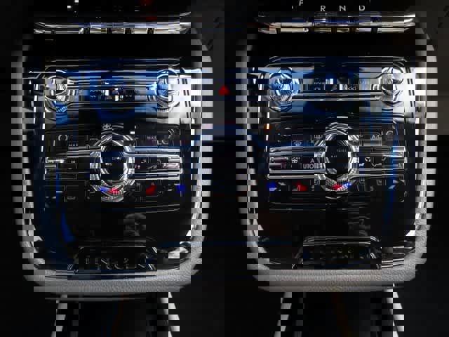 Used 2020 Lincoln Corsair AWD w/ Equipment Group 101A image 20