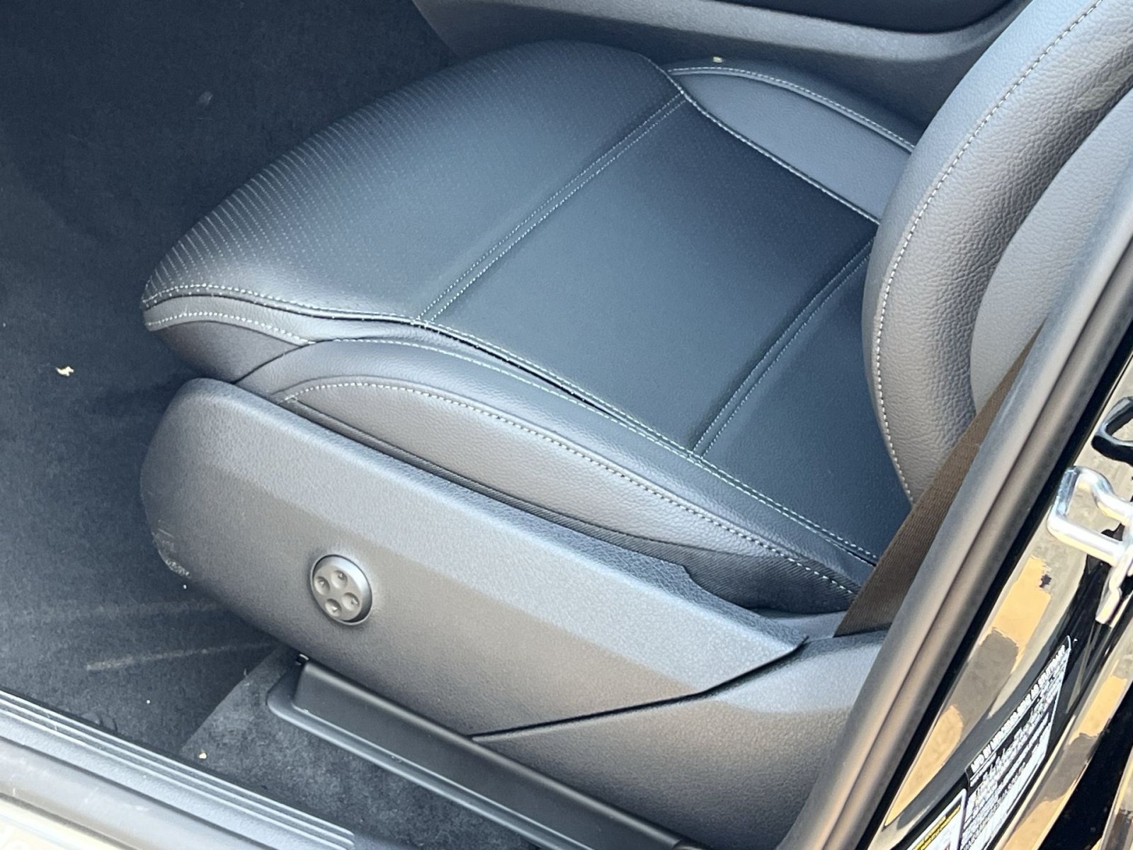 New 2026 Mercedes-Benz GLC 300 4MATIC image 12