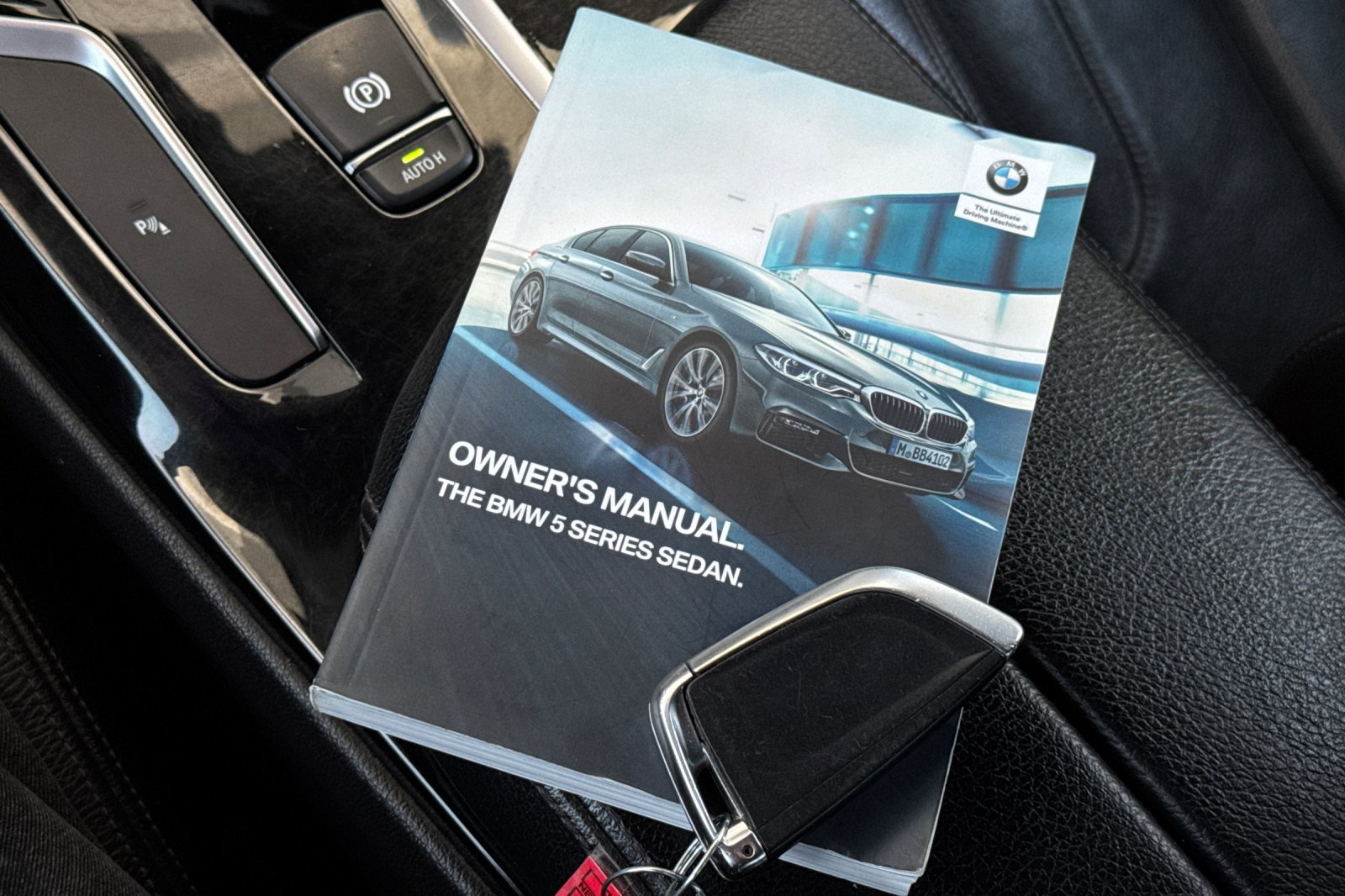 Used 2019 BMW 530i w/ Convenience Package RWD image 4