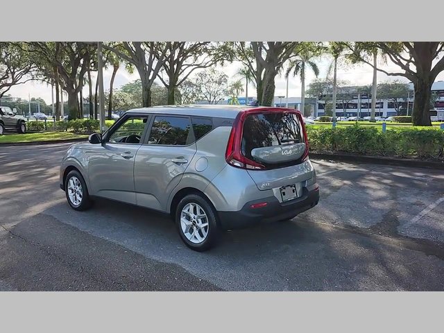 Used 2022 Kia Soul LX w/ Technology Package image 32