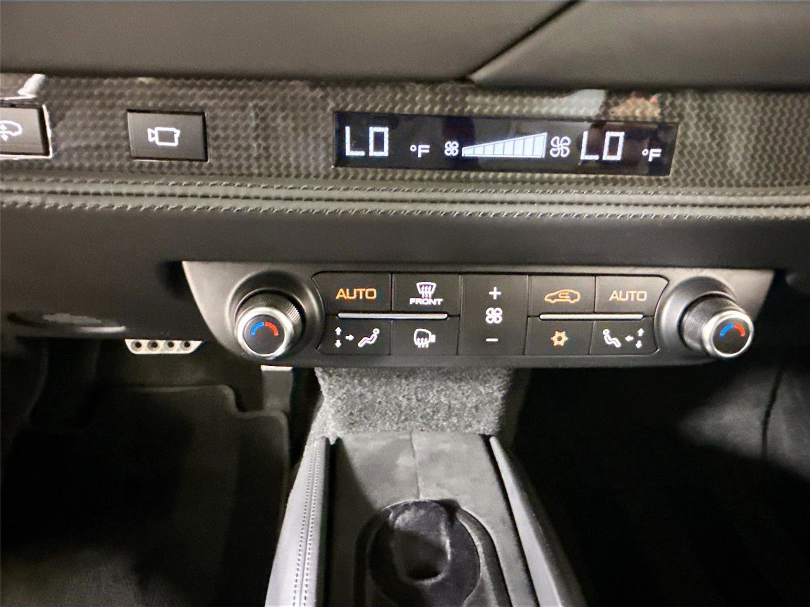 Used 2020 Ferrari F8 Tributo image 20