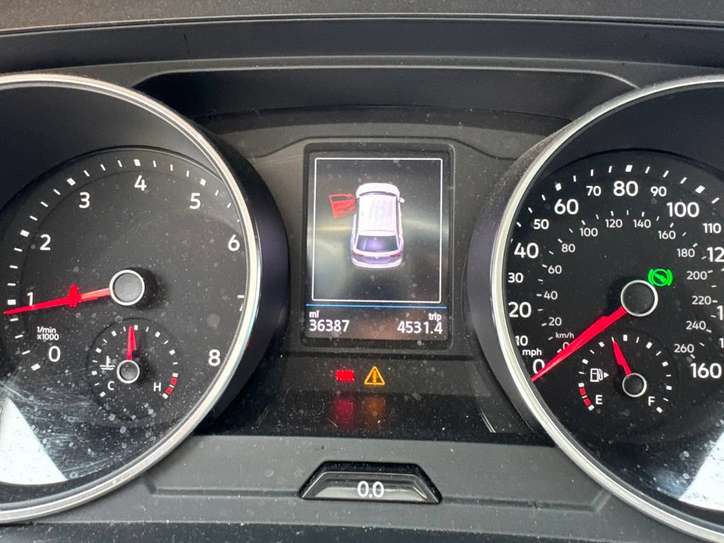 Used 2021 Volkswagen Tiguan SE FWD image 13