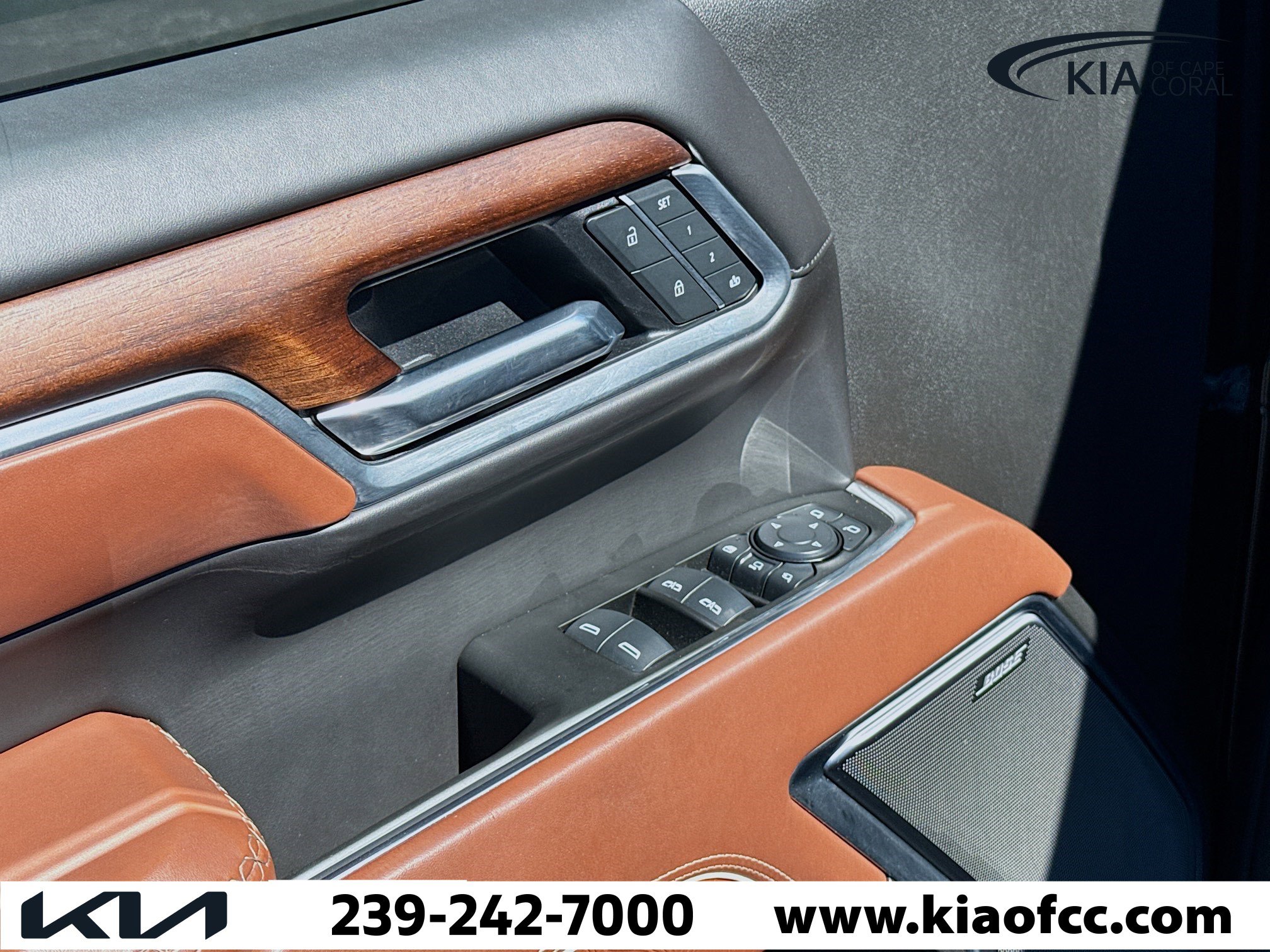 Used 2025 GMC Sierra 3500 Denali Ultimate image 21