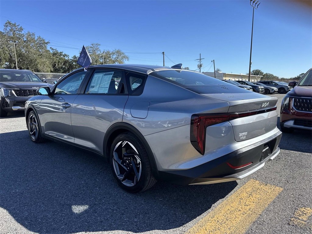 Certified 2025 Kia K4 EX image 10