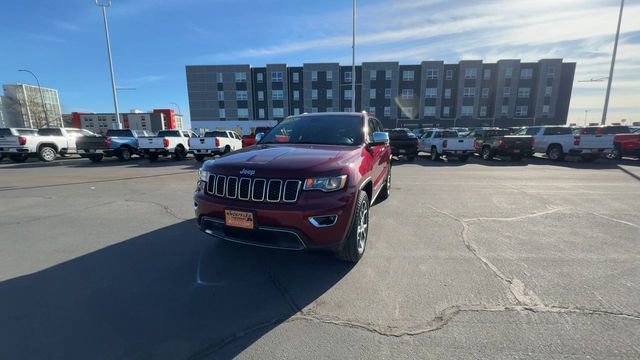 Used 2019 Jeep Grand Cherokee Limited image 3