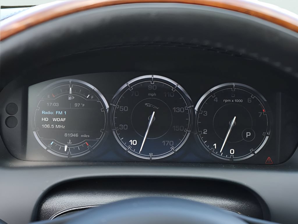 Used 2011 Jaguar XJ L RWD image 28