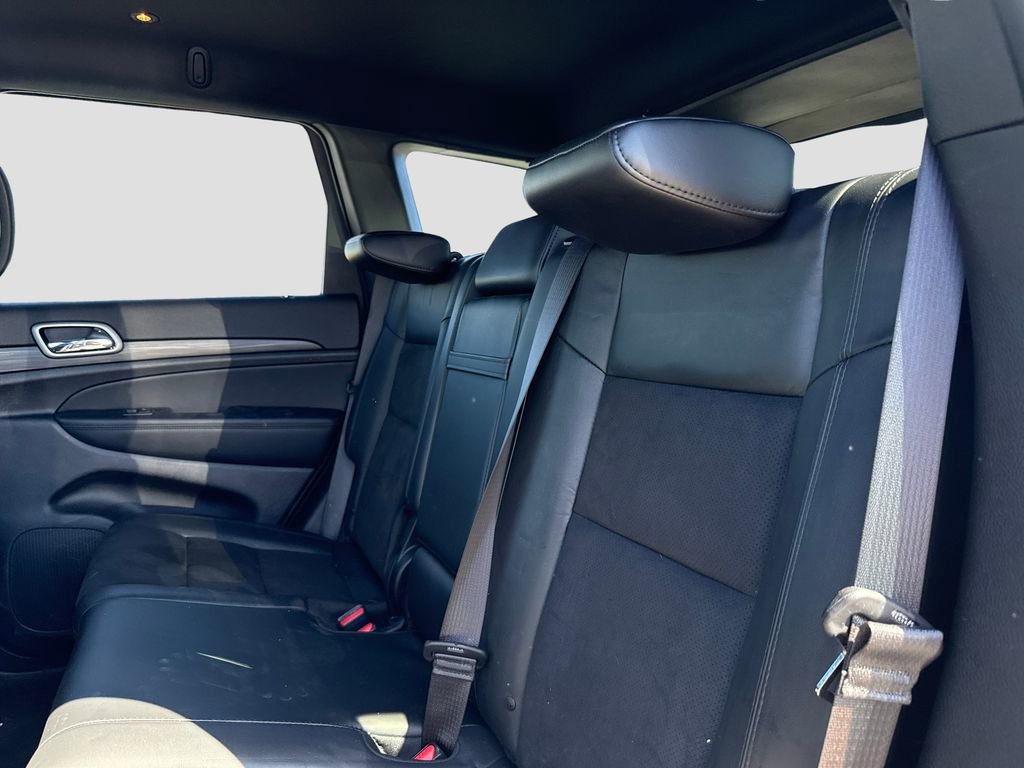 Used 2021 Jeep Grand Cherokee Laredo X AWD/4WD image 22
