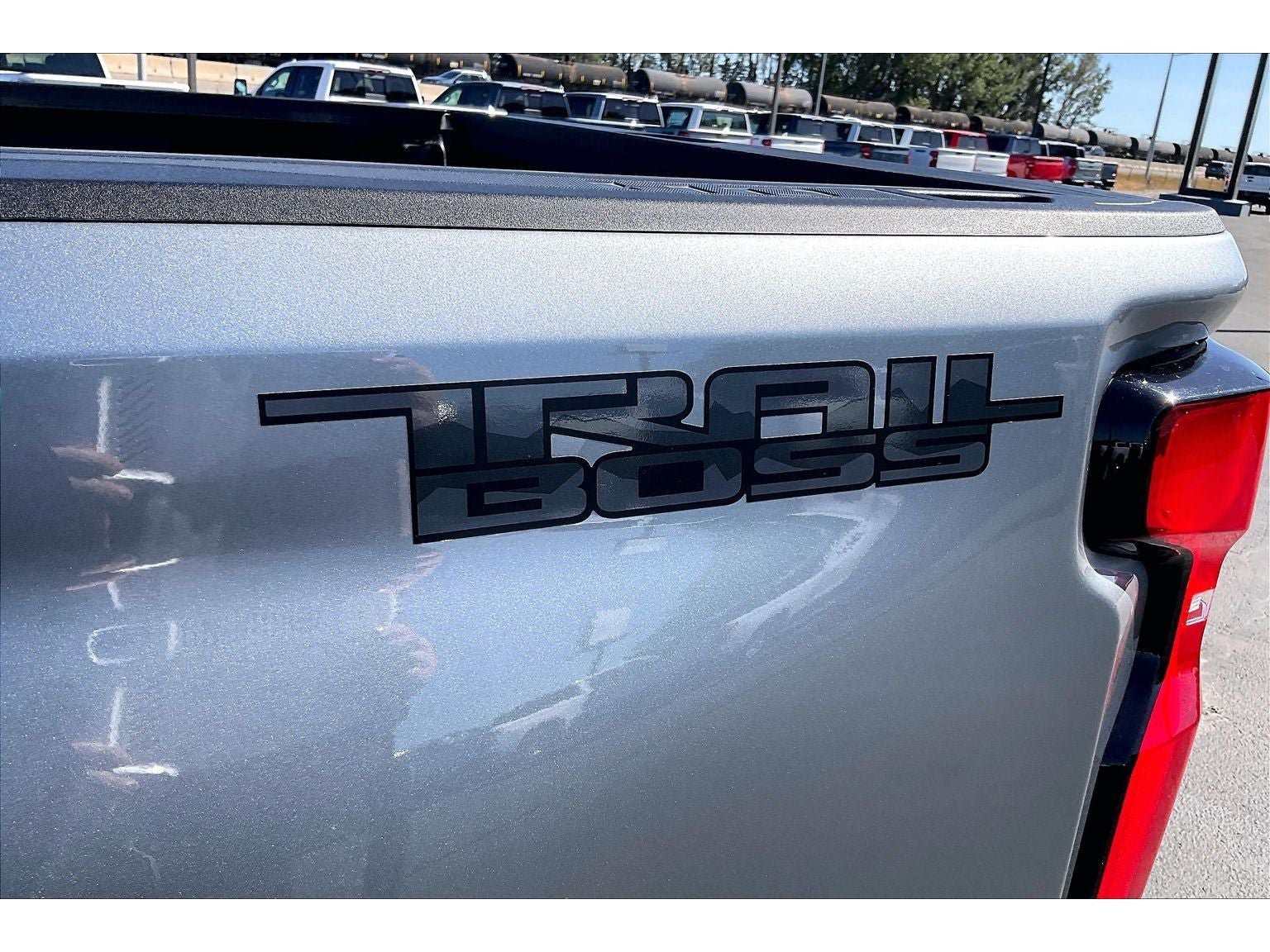 Used 2025 Chevrolet Silverado 3500 LTZ w/ Trail Boss Package AWD/4WD image 9