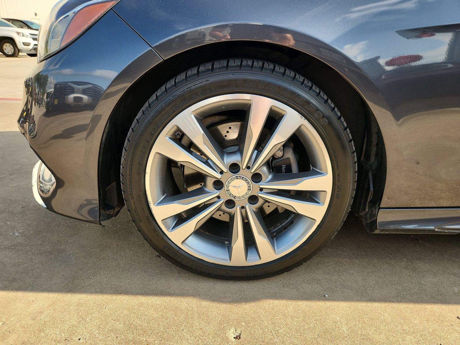 Used 2015 Mercedes-Benz E 350 Sedan image 32