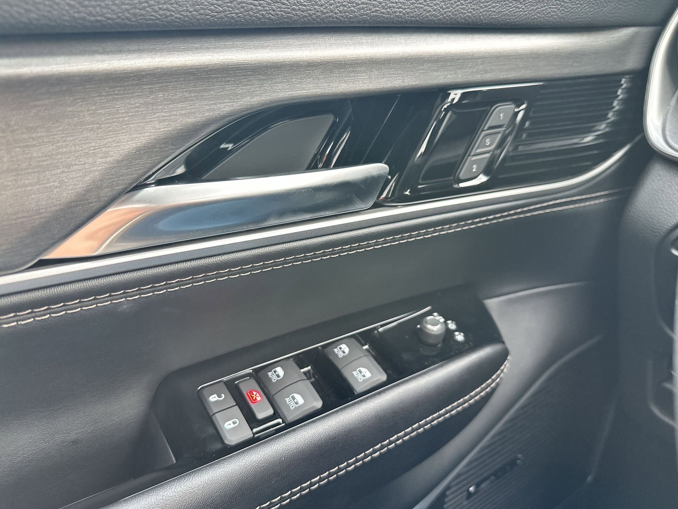 New 2026 Jeep Grand Wagoneer 4WD image 21