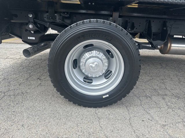 New 2025 RAM 5500 Tradesman image 15