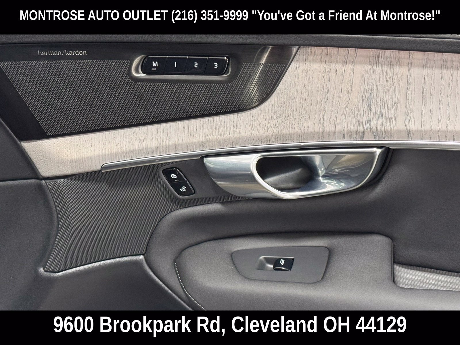 Certified 2025 Volvo XC90 B6 Ultra w/ Protection Package Premier AWD/4WD image 56