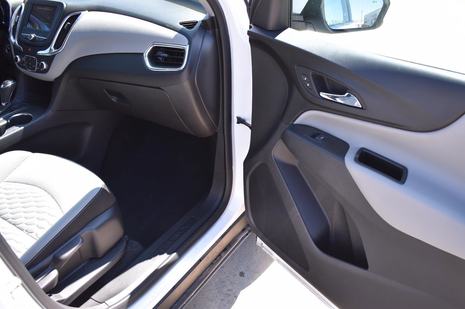 Used 2020 Chevrolet Equinox LT image 15