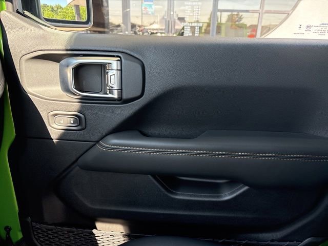 New 2025 Jeep Wrangler Unlimited Rubicon 392 image 26