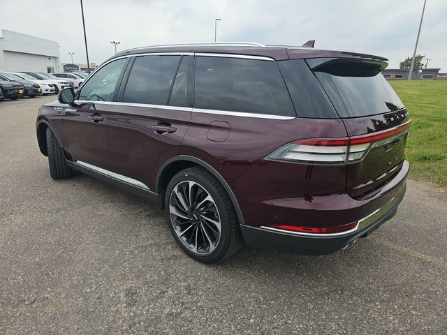 Used 2020 Lincoln Aviator Reserve w/ Equipment Group 202A AWD/4WD image 3