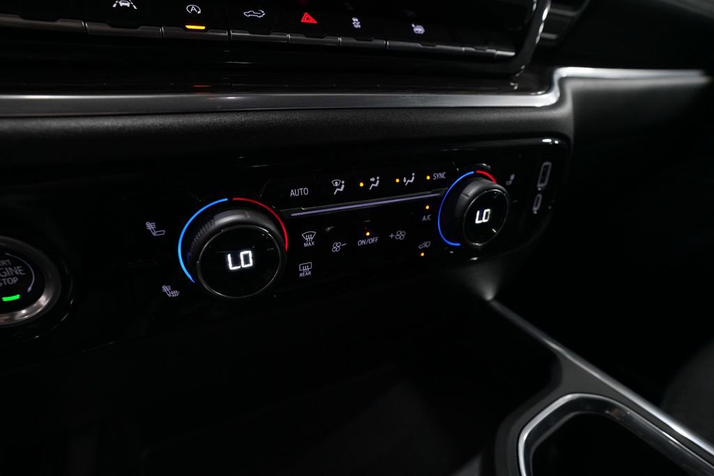 Used 2023 Chevrolet Silverado 1500 LT AWD/4WD image 20