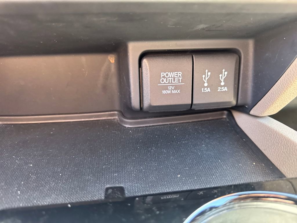 Used 2016 Honda Pilot Touring image 20