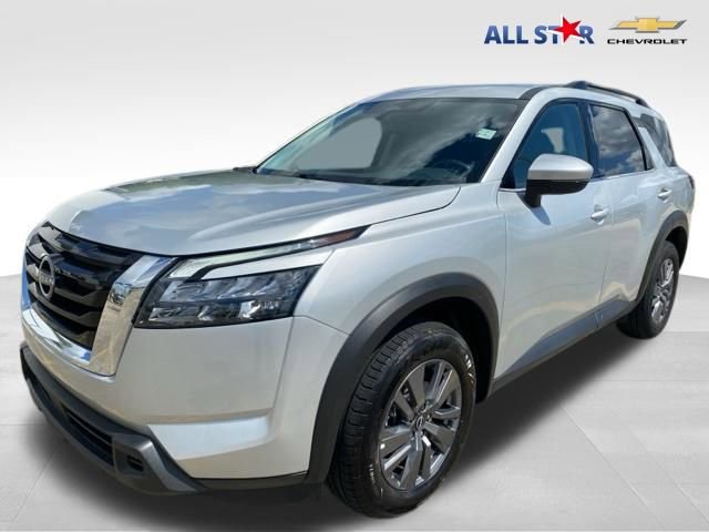Used 2025 Nissan Pathfinder SV