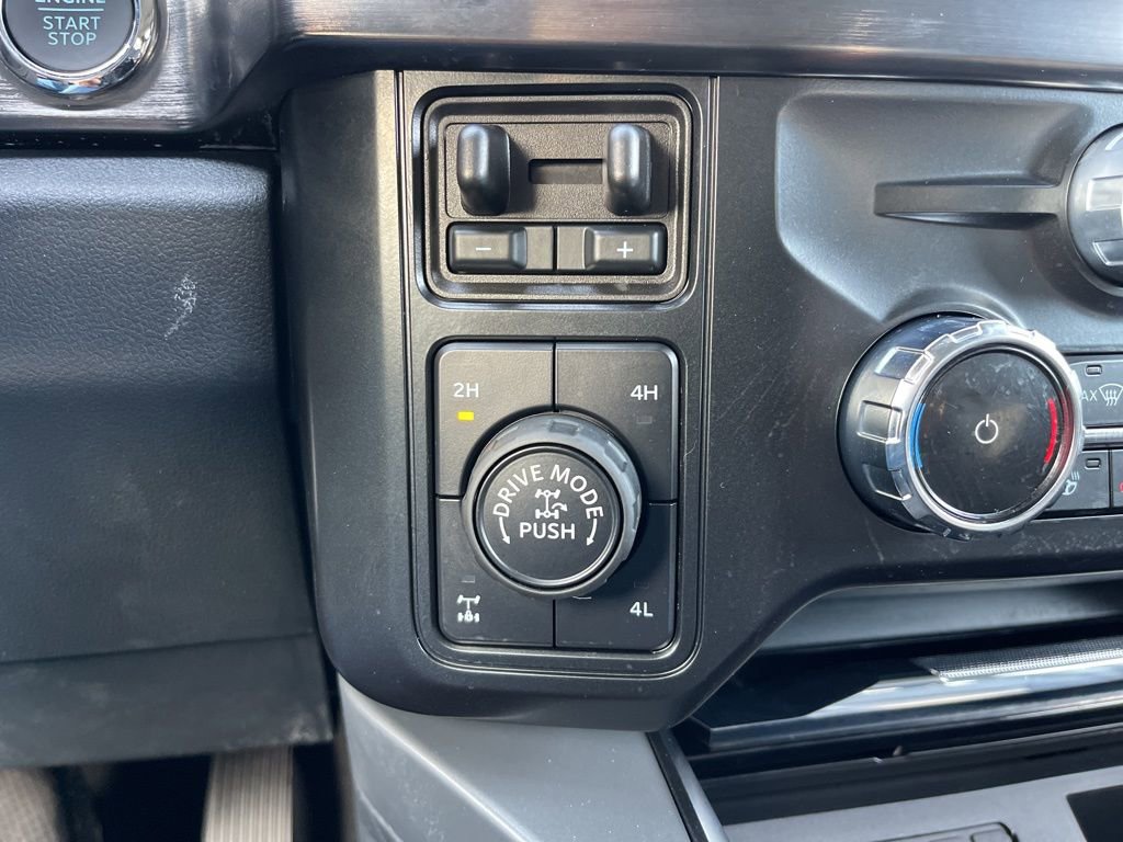 Used 2026 Ford F250 Lariat w/ Tremor Off-Road Package image 13